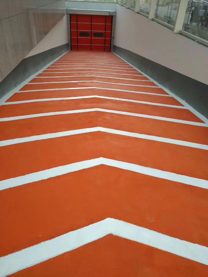 车库防滑坡道地坪